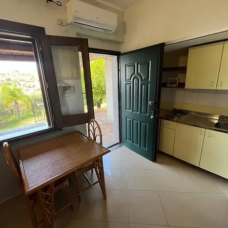 Cally Cally Bauernhof Nicotera